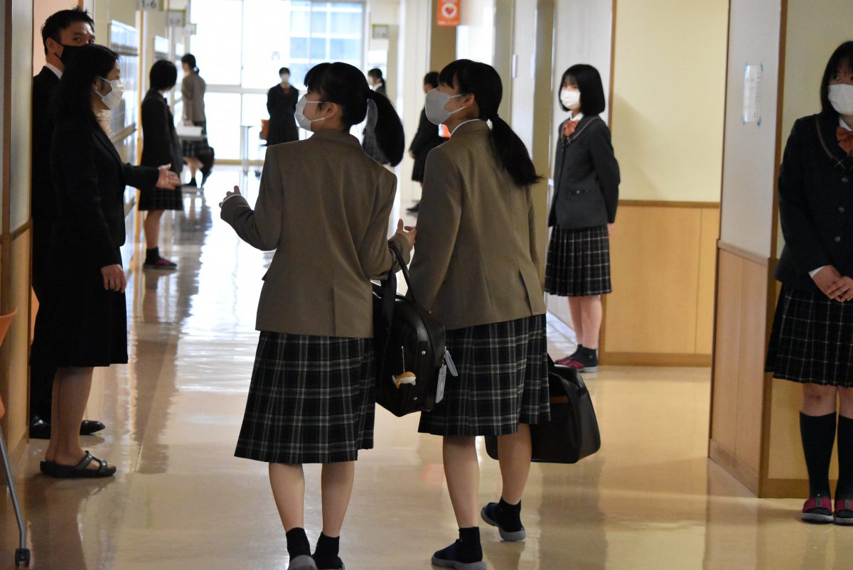 入学式 - 仁愛女子高等学校 | お知らせ / イベント | 仁愛女子高等学校
