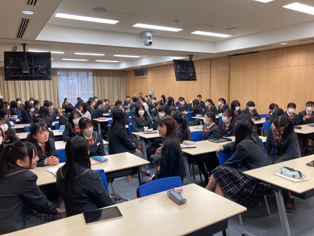 【特進コース】合格者は語る - 仁愛女子高等学校 | お知らせ / イベント | 仁愛女子高等学校