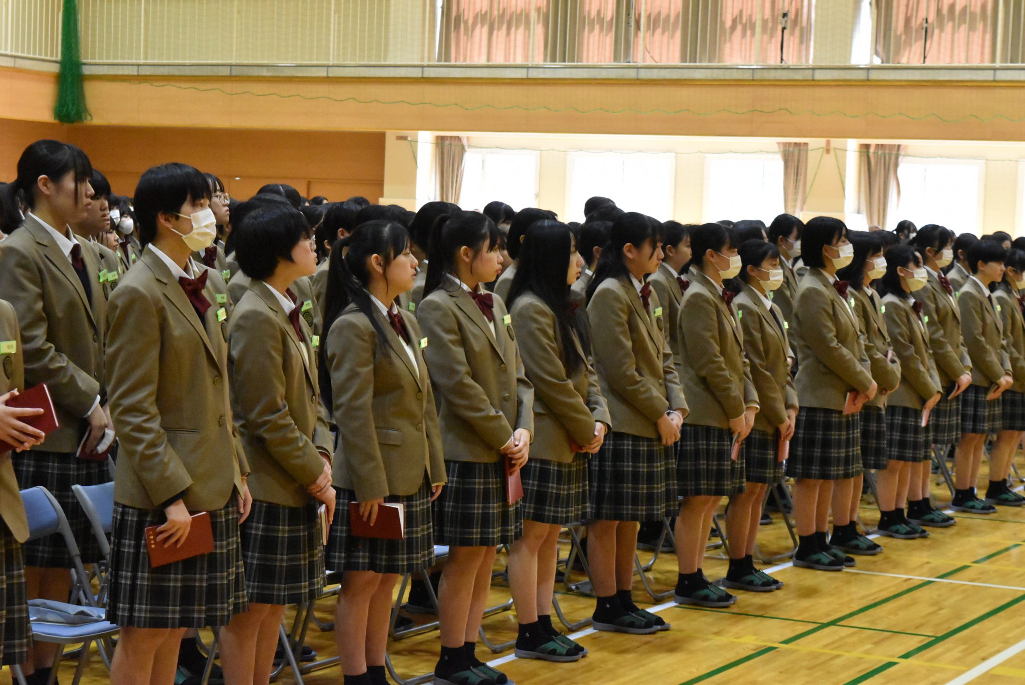 始業式・花まつり - 仁愛女子高等学校 | お知らせ / イベント | 仁愛女子高等学校