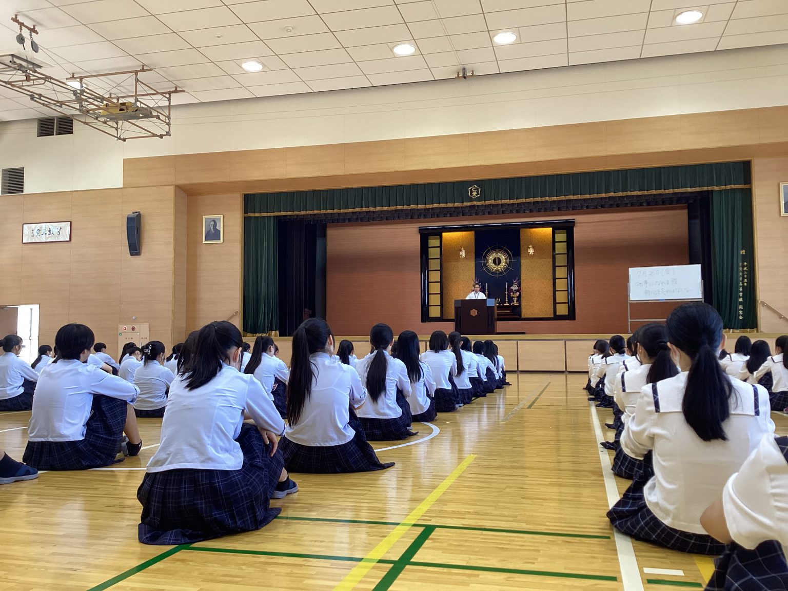 令和6年度1学期終業式 - 仁愛女子高等学校 | お知らせ / イベント | 仁愛女子高等学校