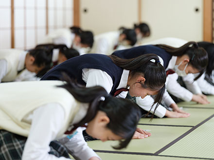 授業(1~4限目)